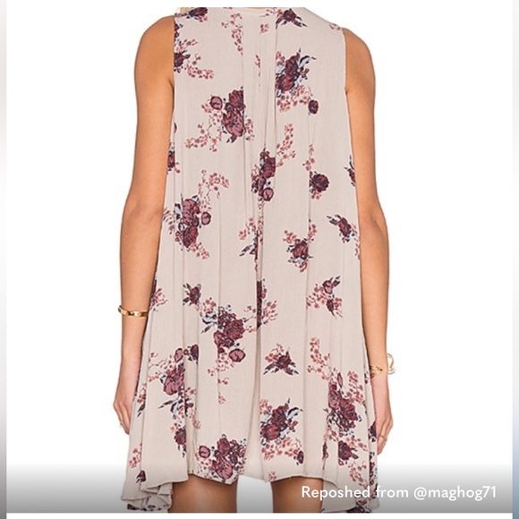 Free People Tree Swing Tunic Dress Washed Stone
Floral Combo Size X-Small - Picture 4 of 7